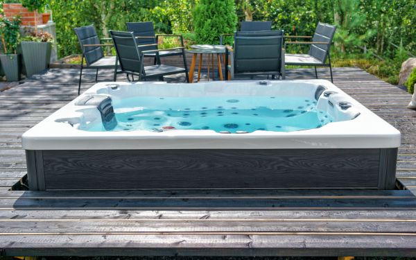Cost of Spa Deck Remodeling in Monument