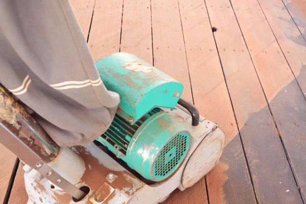 Cost of Cedar Deck Sanding in Monument